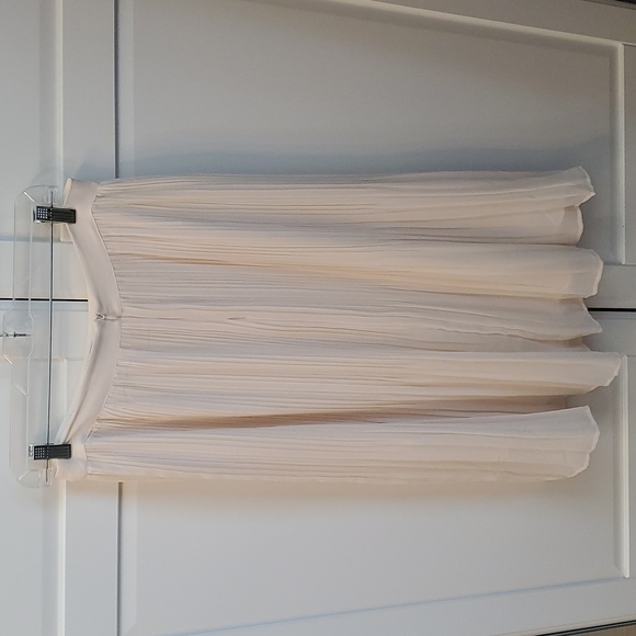 Asos ivory chiffon a-line midi skirt - Picture 4 of 4